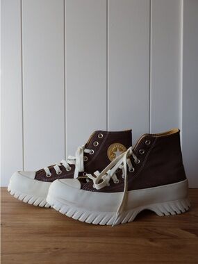 Converse Women’s Chuck Taylor All Star Lugged High By You Size 8.5